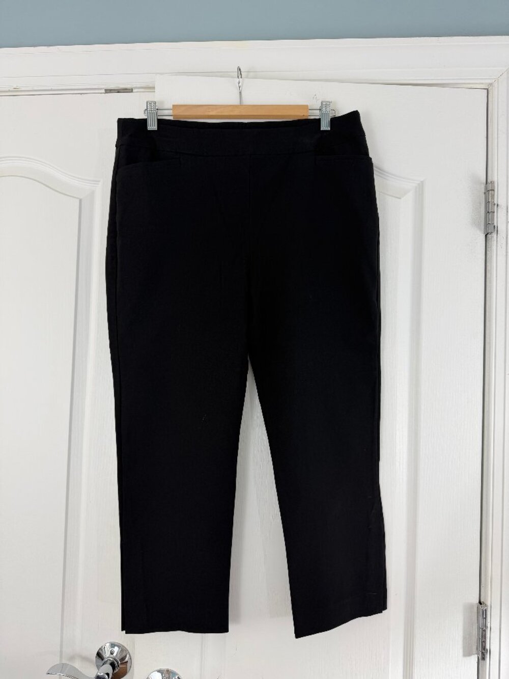 Chico's Side Vent Ankle Pants Size 2.5 (14) Black 3046